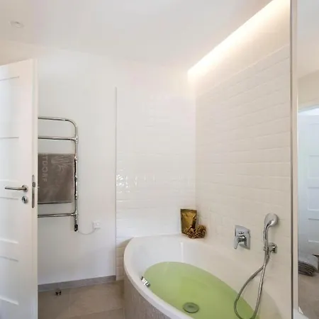 Reetdorf Geltinger Birk Kuenstlerkate Windstille Nieby (Nieby, Schleswig-Flensburg)